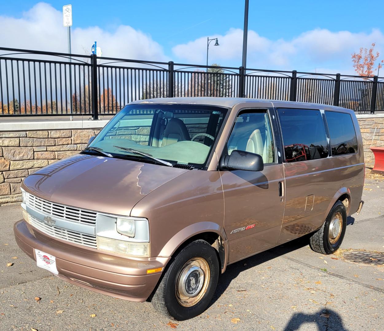 1996 Brown /Tan Chevrolet Astro (1GNEL19W0TB) with an 4.3L V6 engine, Automatic transmission, located at 450 N Russell, Missoula, MT, 59801, (406) 543-6600, 46.874496, -114.017433 - Hard to Find All Wheel Drive Astro Van. Only 86K Miles. Runs Great. Automatic Transmission. Air Conditioning. Cruise Control. 3rd Row Seating. This vehicle is more then 20 years old and is not eligible for lending through our finance companies - Photo#11